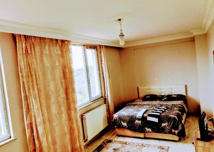 Ahmet Teacher Hotel,6 Minutes From The Airport Arnavutkoy Exterior foto